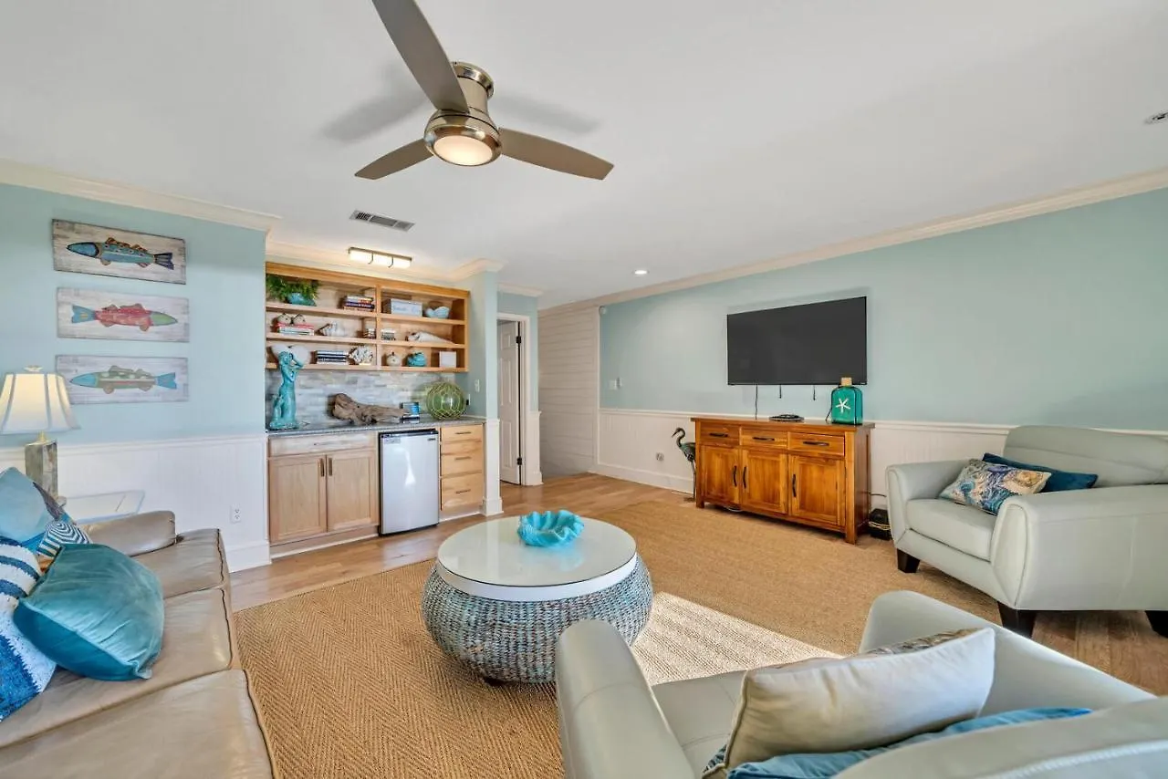 Holiday home Beach Service! Pet Friendly! Blue Surf 9! Destin